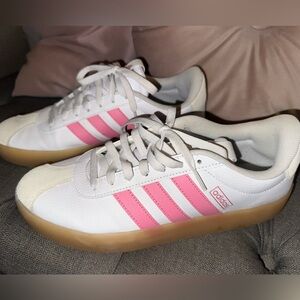 Adidas Women's Pink and White Sneakers with Gum Sole